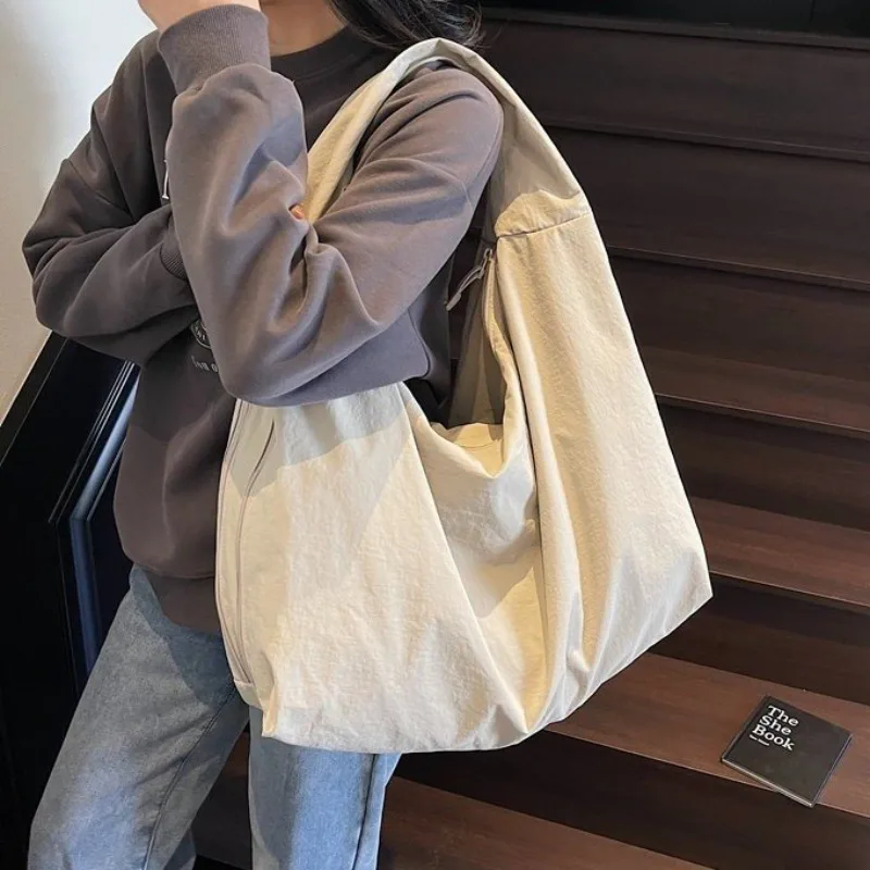 Premium Messenger Bag For Wome - Women Bags Premium Brands บทวิจารณ์และราคา