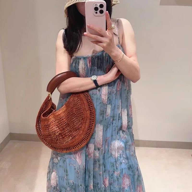 Hobo Designer Hollowed Handbag - Basket Bag Wicker บทวิจารณ์และราคา