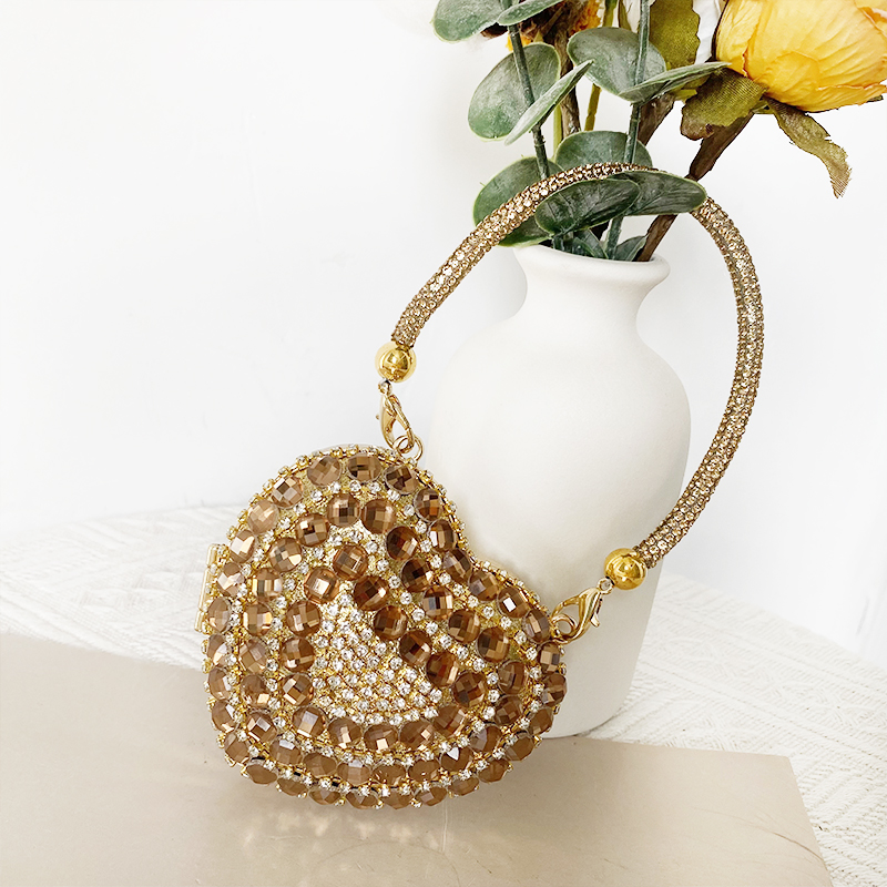 Luxury Small Bling Heart Shape - Evening Bag Beaded บทวิจารณ์และราคา