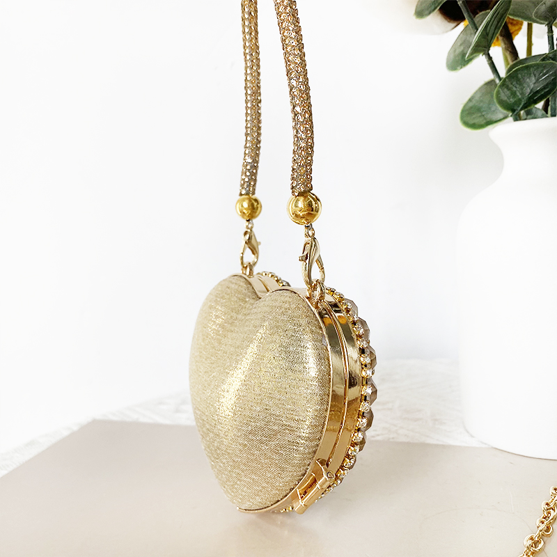 Luxury Small Bling Heart Shape - Evening Bag Beaded บทวิจารณ์และราคา