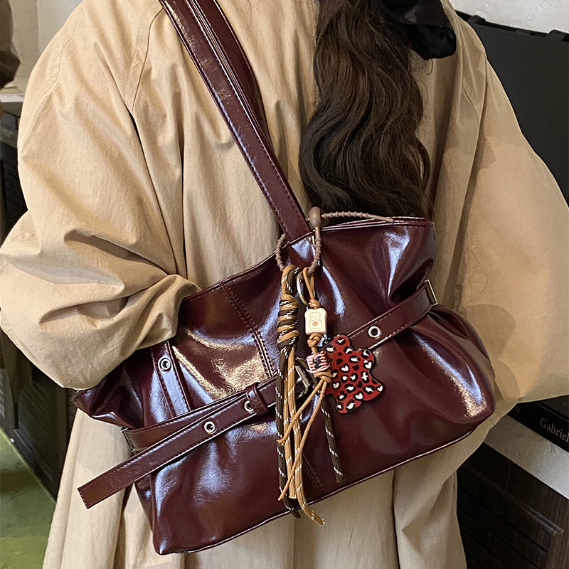 Fashionable Designer Tote Bag  - Women Bags Premium Brands บทวิจารณ์และราคา