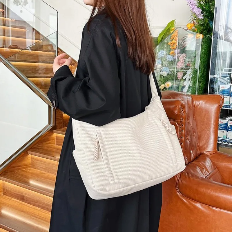 High-Quality Leather Handbag F - Women Bags Popular Brands บทวิจารณ์และราคา