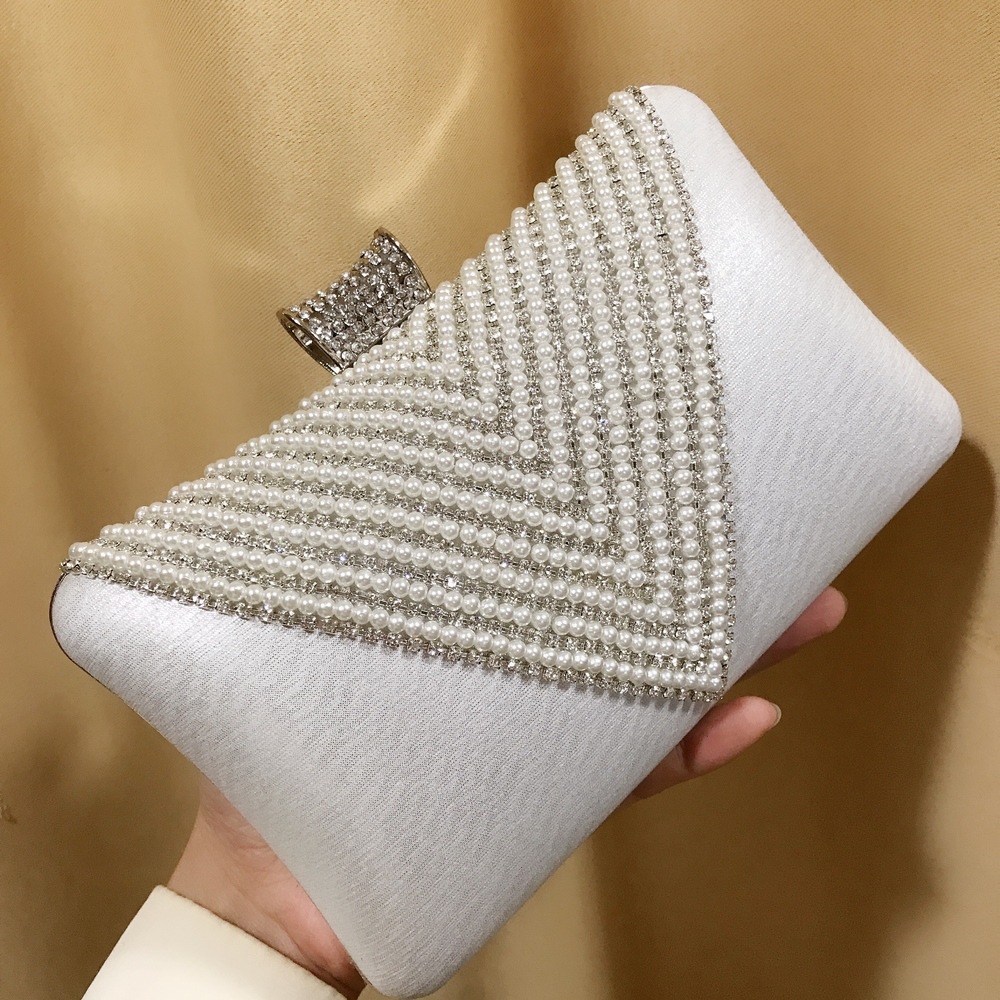 Women Pearl Diamond Beaded Eve - Evening Bag Beaded บทวิจารณ์และราคา