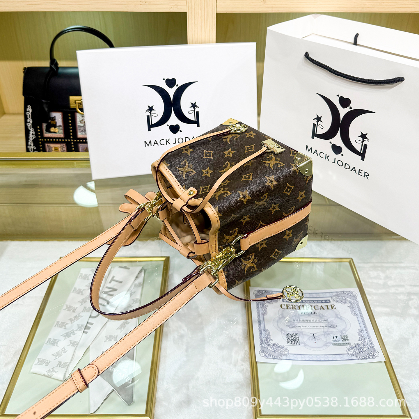 Chic Ladies Crossbody Bag Prem - Women Bags Premium Brands บทวิจารณ์และราคา