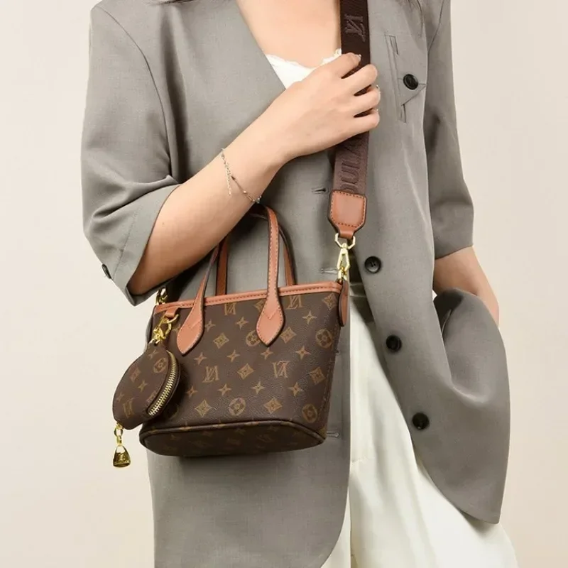 High End Luxury Diaper Bag Bra - Women Bags Popular Brands บทวิจารณ์และราคา
