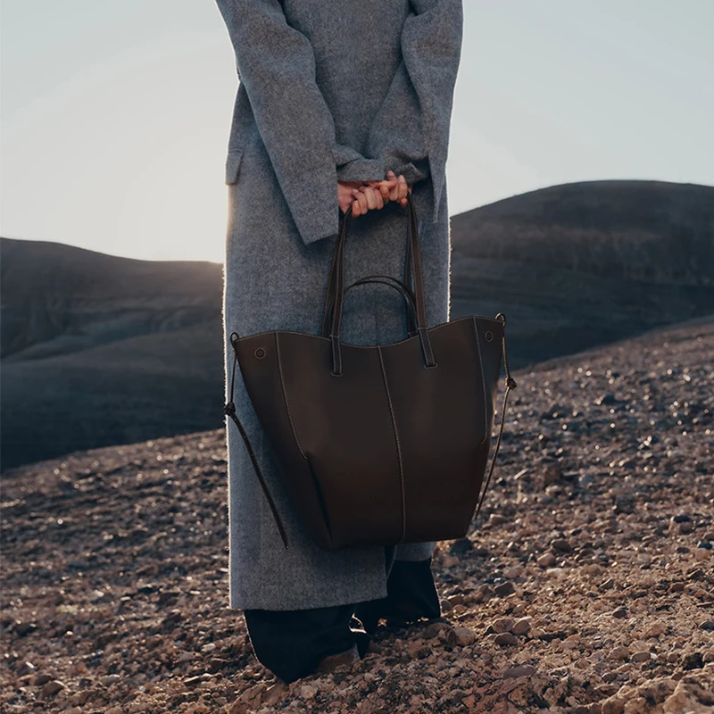 2026 New Women Large Handbag L - Women Bags 2026 Trends บทวิจารณ์และราคา
