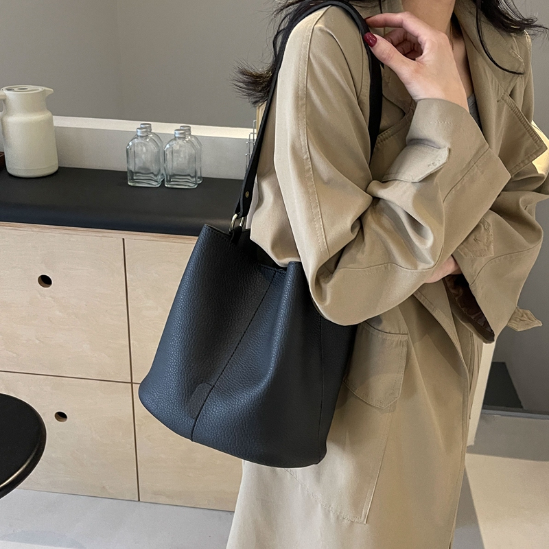 Hasp New Bucket Tote Bags Soli - Women Bags On Sale บทวิจารณ์และราคา