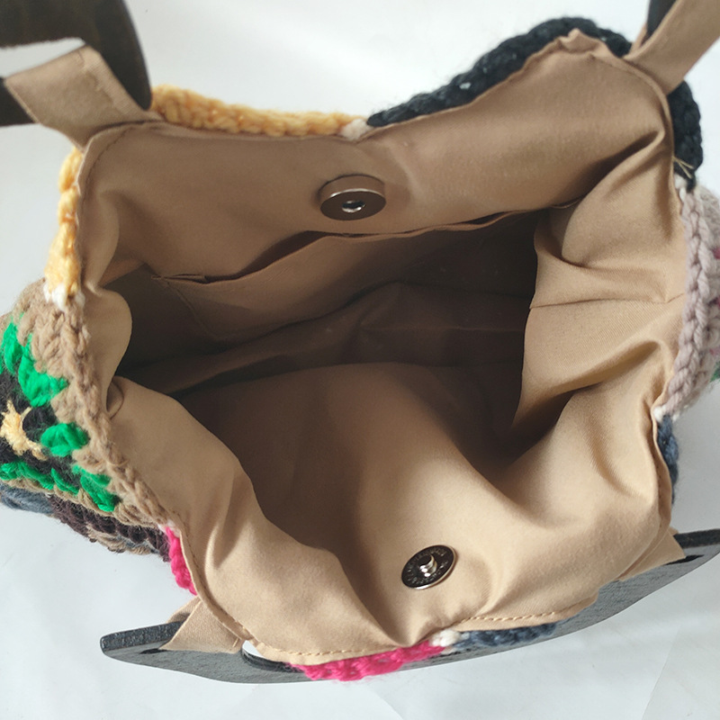 Bohemian Granny SquareCrochet  - Women Bags 2026 Trends บทวิจารณ์และราคา