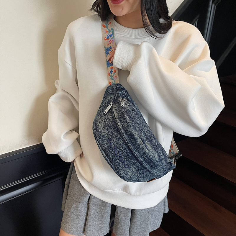 Denim Blue Chest Bags For Wome - Women Bags Trend 2025 บทวิจารณ์และราคา