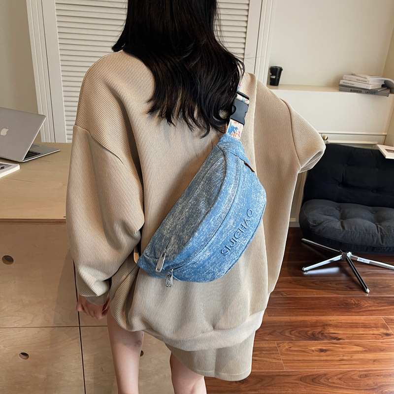 Denim Blue Chest Bags For Wome - Women Bags Trend 2025 บทวิจารณ์และราคา